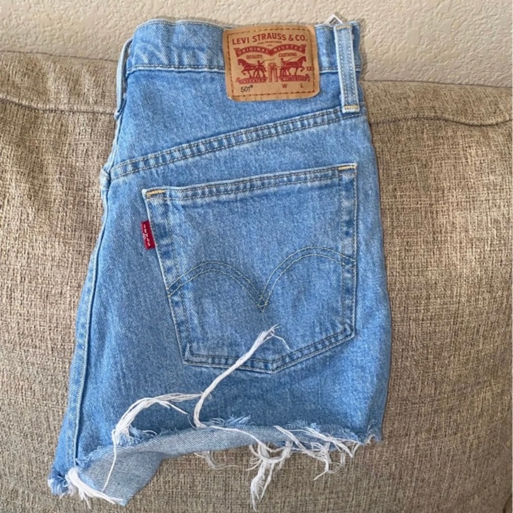 Levi 501 Jean Shorts